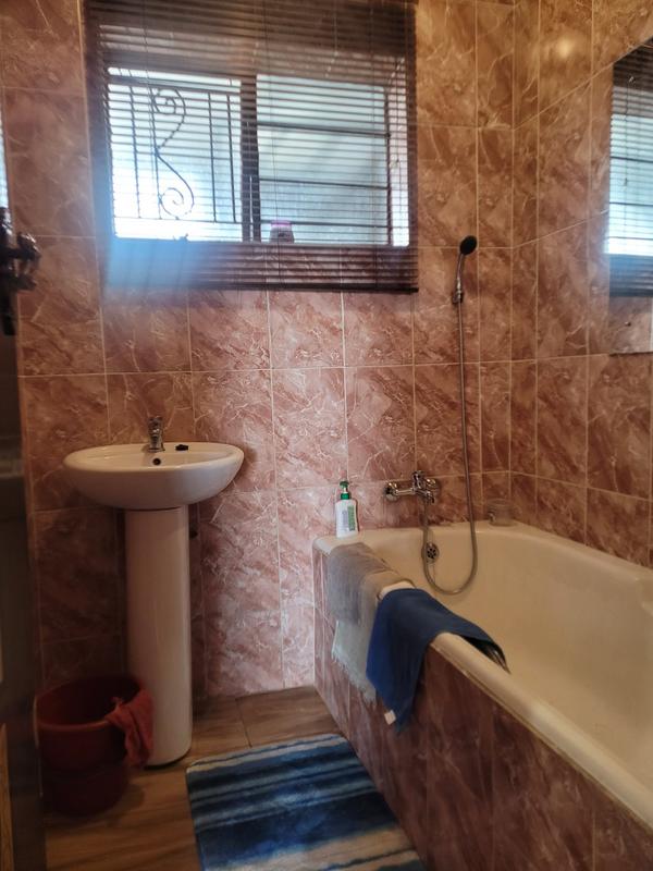 3 Bedroom Property for Sale in Rocklands Free State